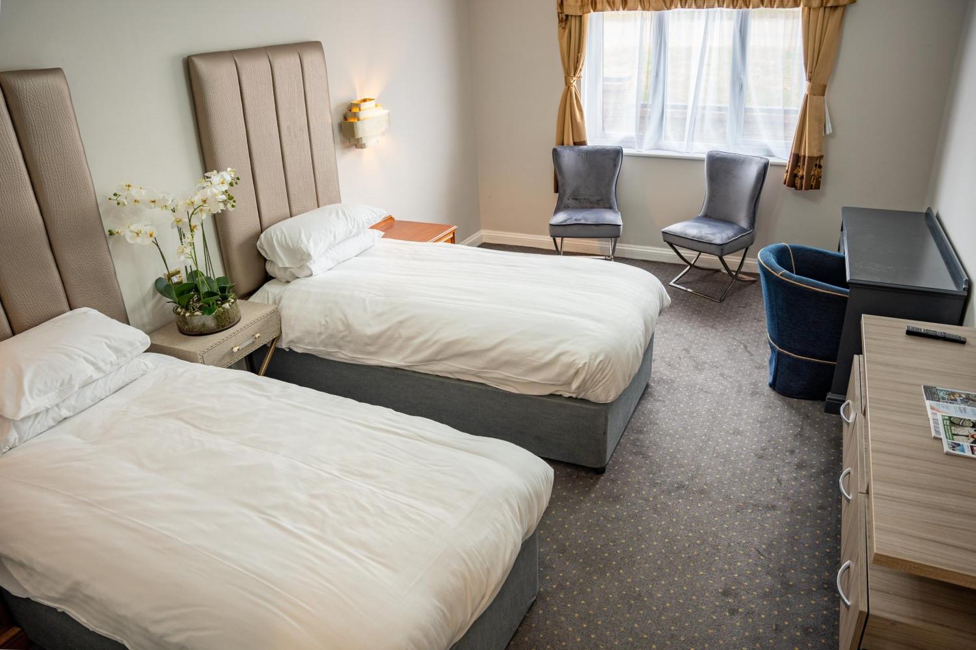 The Pear Tree Inn & Country Hotel Hindlip Esterno foto