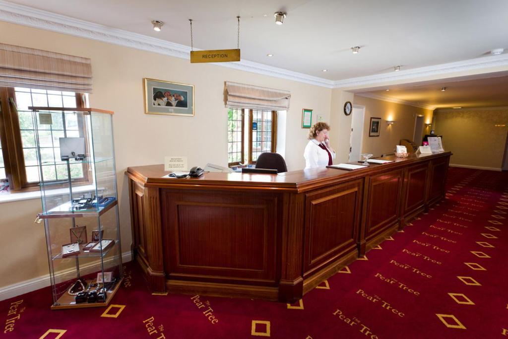 The Pear Tree Inn & Country Hotel Hindlip Esterno foto